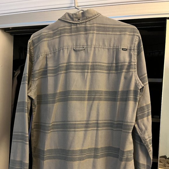 Hurley Mens M Flannel - Picture 2 of 3